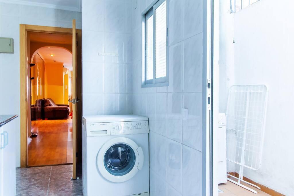 Estudio Para Parejas Con Wifi En La Playa Valencia Phòng bức ảnh
